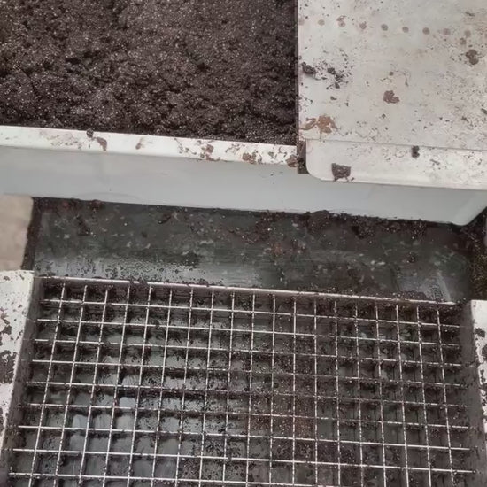 How to use the Commercial soil blocker — full start-to-finish demo (no sound)